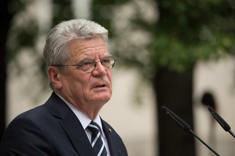 Bundespräsident Dr. h. c. Joachim Gauck, Berlin, im Ehrenhof des ...